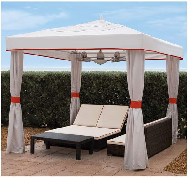Deluxe Portable Tent Scene